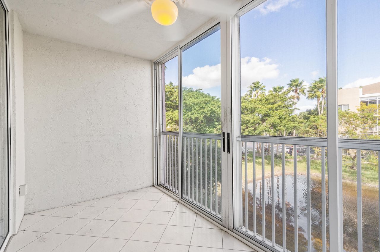 7450 Trent Drive, Unit 302, Tamarac, FL 33321 Photo