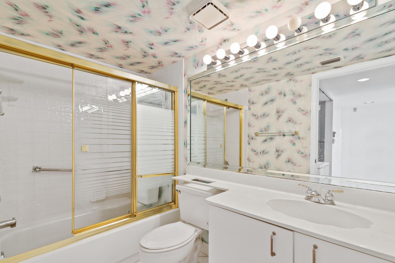 7450 Trent Drive, Unit 302, Tamarac, FL 33321 Photo