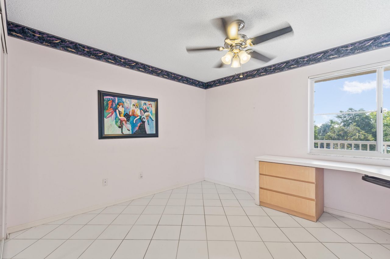 7450 Trent Drive, Unit 302, Tamarac, FL 33321 Photo