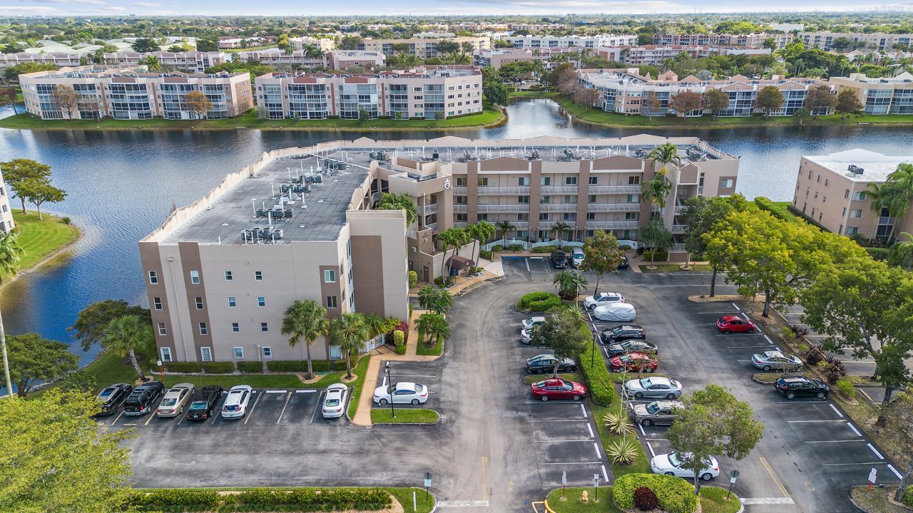 7450 Trent Drive, Unit 302, Tamarac, FL 33321 Photo