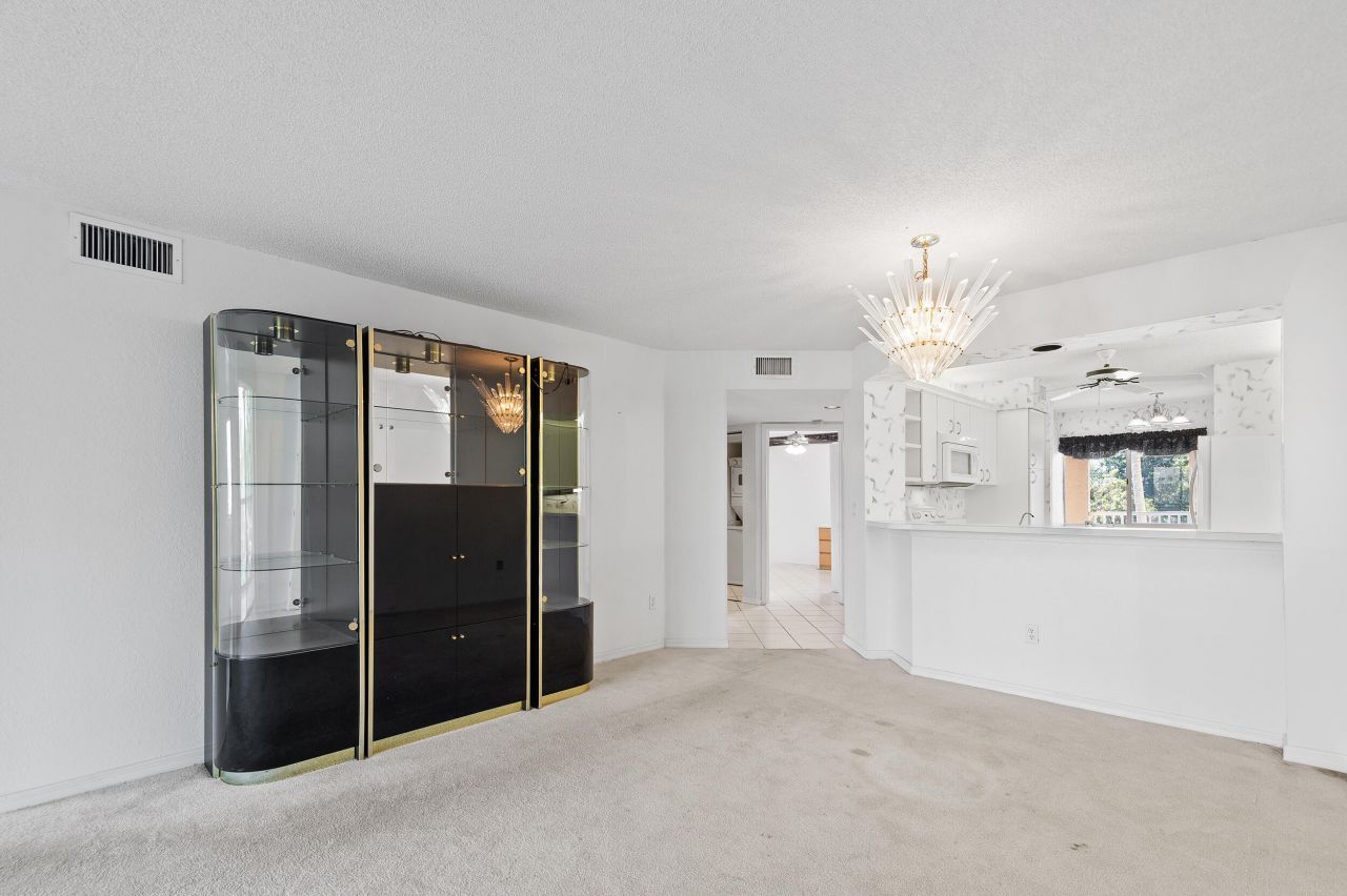 7450 Trent Drive, Unit 302, Tamarac, FL 33321 Photo