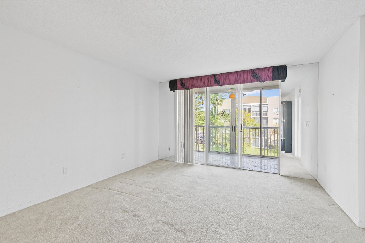 7450 Trent Drive, Unit 302, Tamarac, FL 33321 Photo