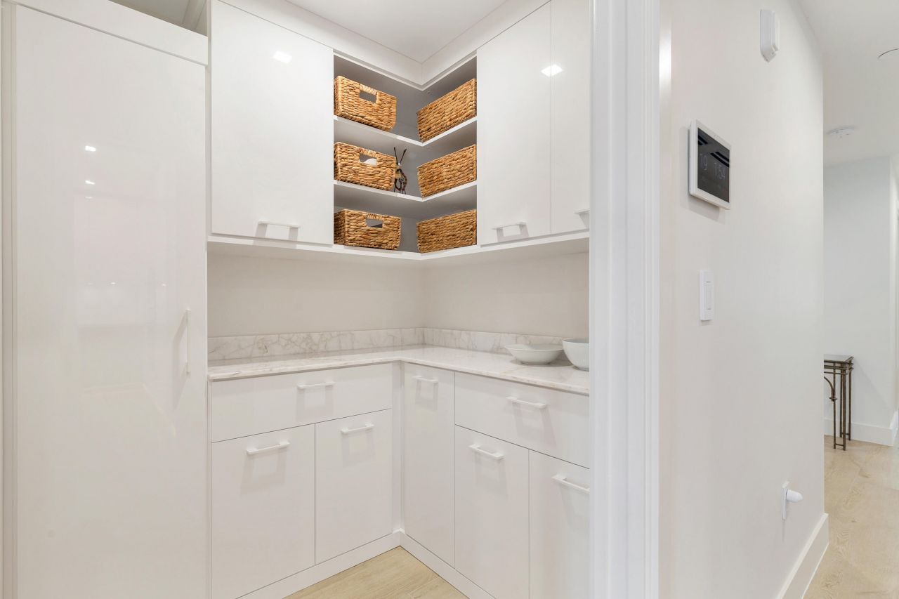 150 Inlet Way, Unit 1 E, Palm Beach Shores, FL 33404 Photo