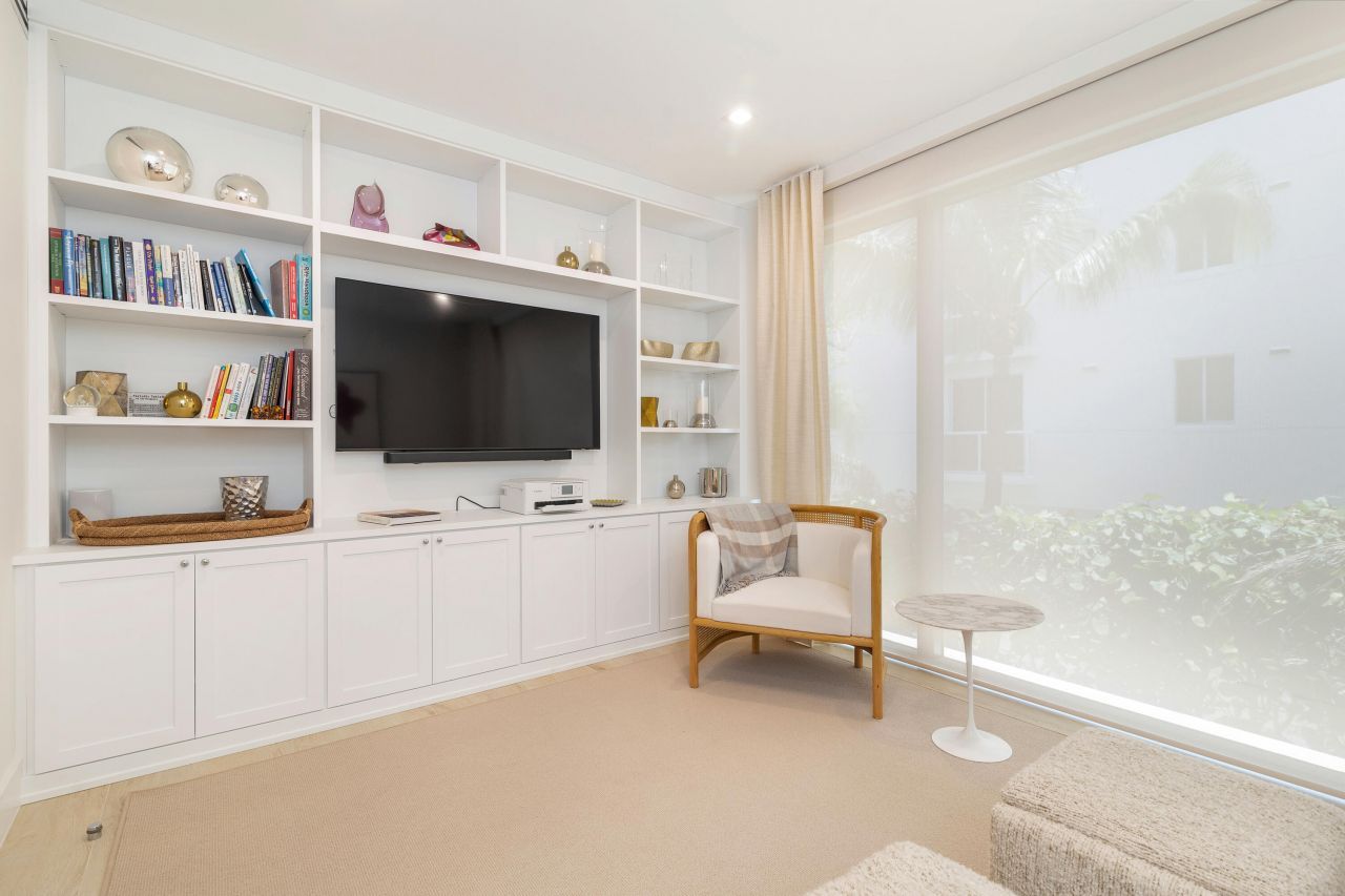 150 Inlet Way, Unit 1 E, Palm Beach Shores, FL 33404 Photo