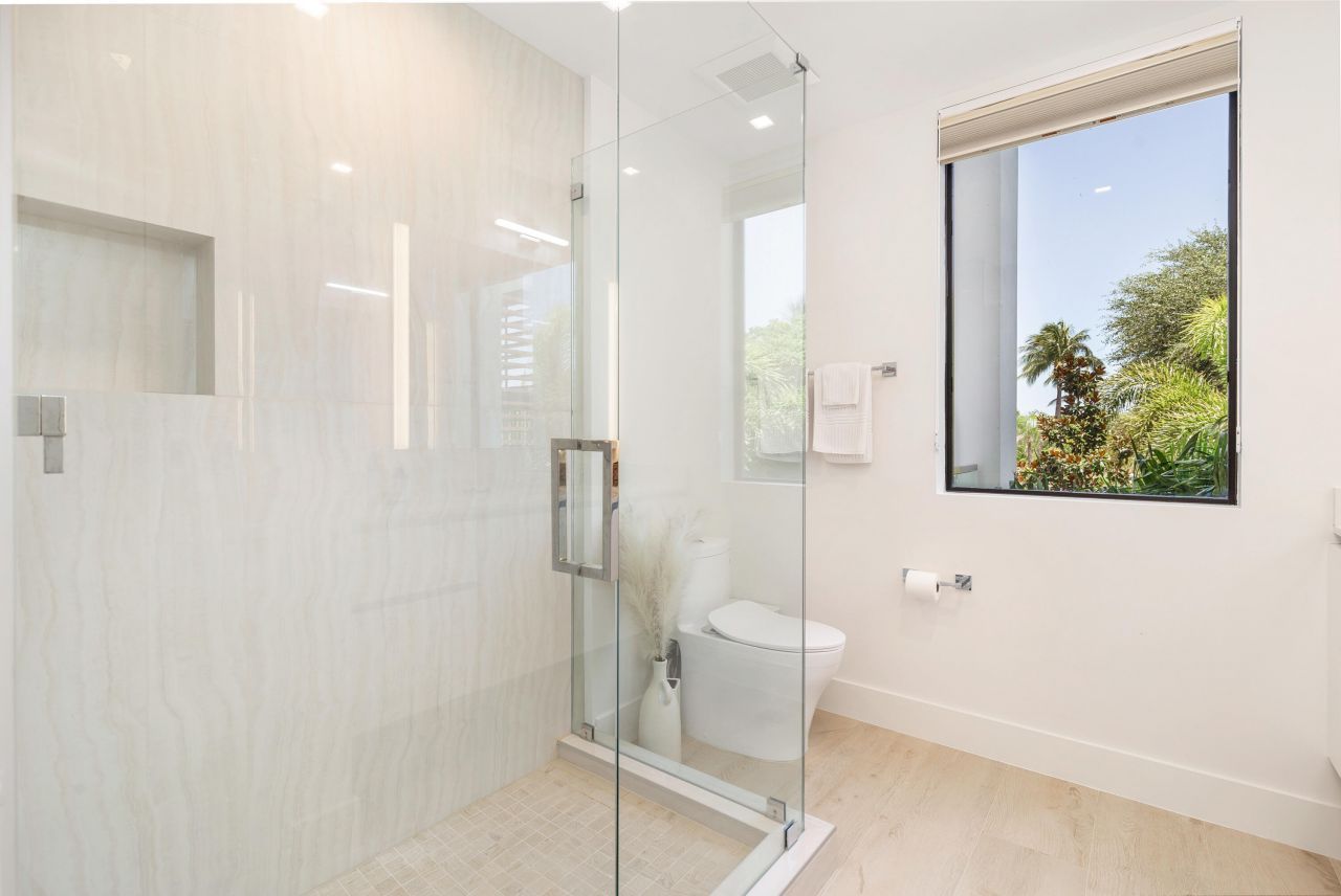 150 Inlet Way, Unit 1 E, Palm Beach Shores, FL 33404 Photo