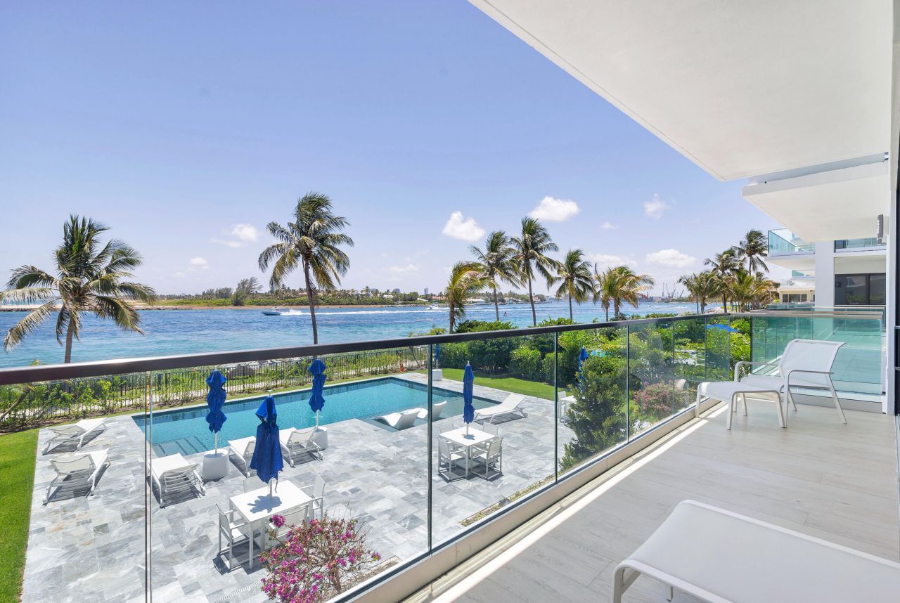 150 Inlet Way, Unit 1 E, Palm Beach Shores, FL 33404 Photo