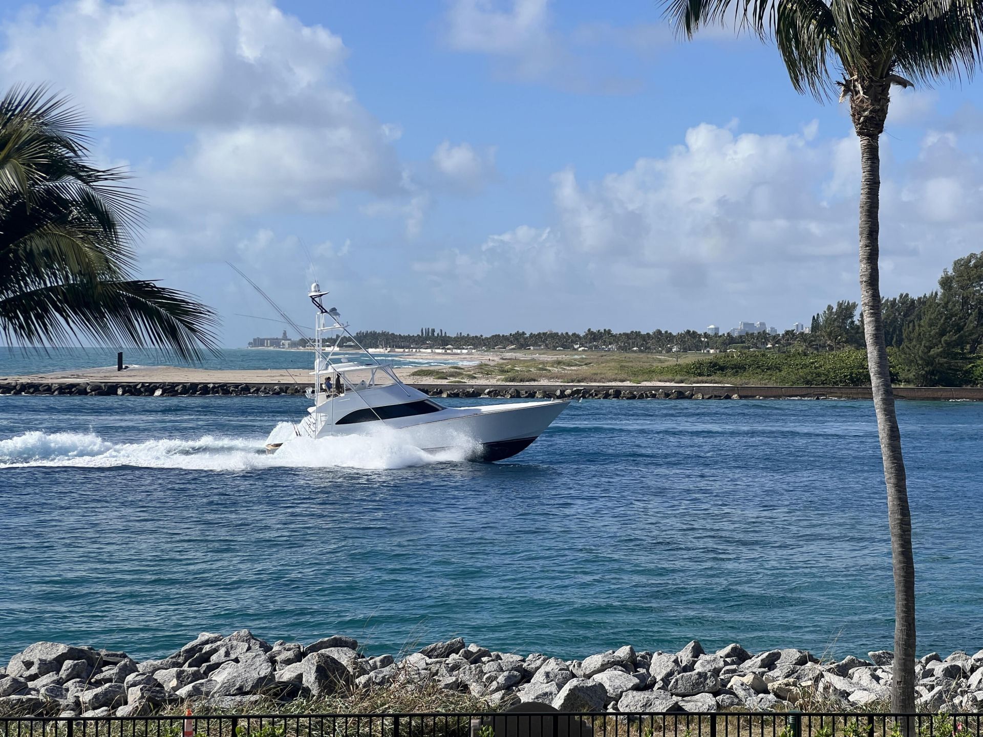 150 Inlet Way, Unit 1 E, Palm Beach Shores, FL 33404 Photo