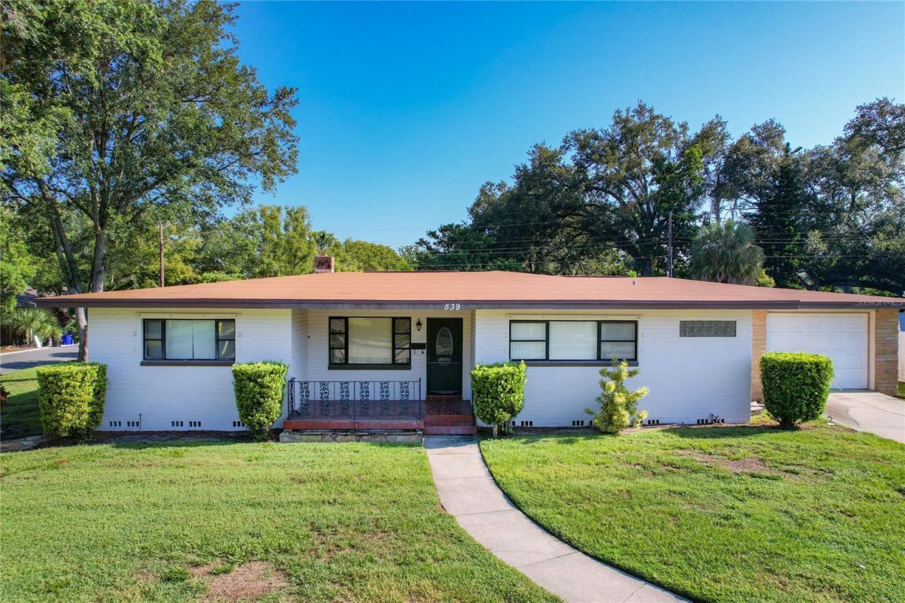 539 W Beacon Road, Lakeland, FL 33803 Main Photo