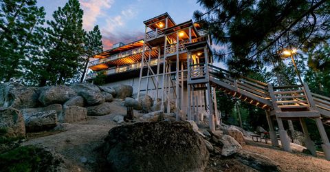 305 Galaxy Lane, Unit #2, Stateline, NV 89449 Photo