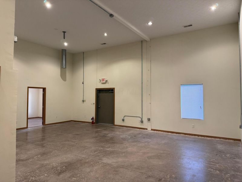 82 Village Pointe Drive, Powell, OH 43065 Photo 9