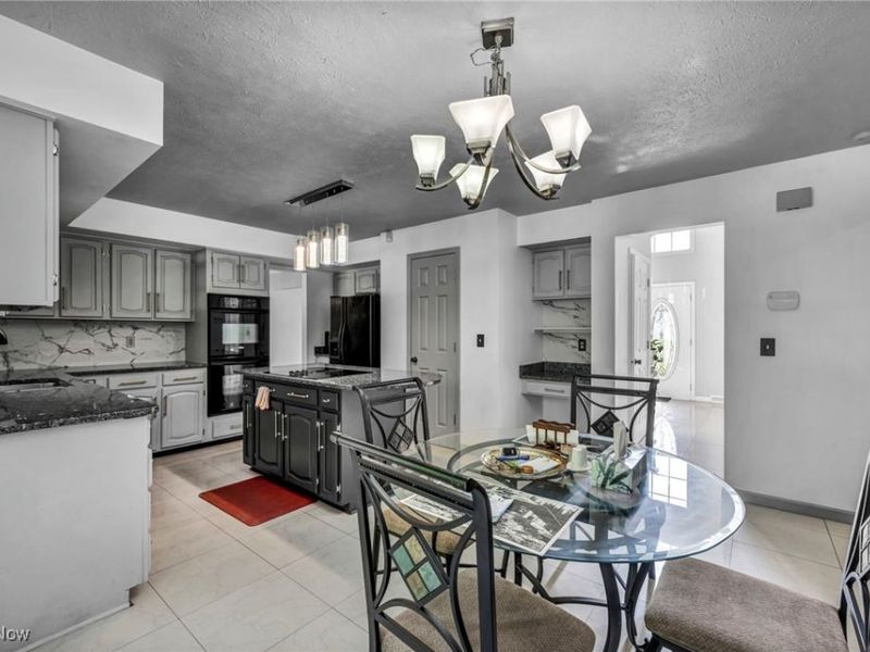 3844 Woodpath Trail, Westlake, OH 44145 Photo 20