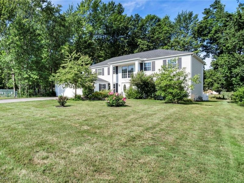 3844 Woodpath Trail, Westlake, OH 44145 Photo 3