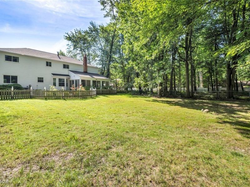 3844 Woodpath Trail, Westlake, OH 44145 Photo 6