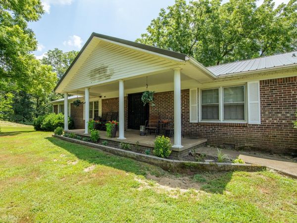 320 RABBIT RANCH RD, Henderson, TN 38340