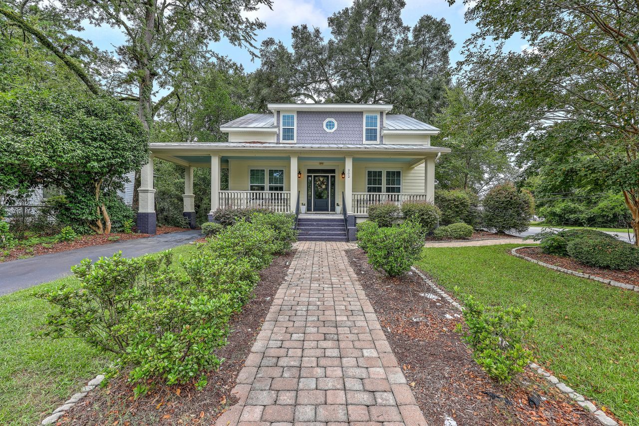 202 E 2nd North Street Photo 38