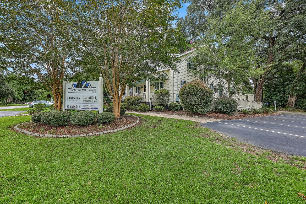 202 E 2nd North Street Photo 46