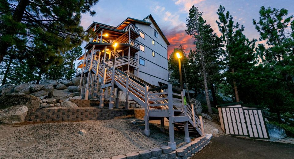 305 Galaxy Lane, Unit #3, Stateline, NV 89449 Photo