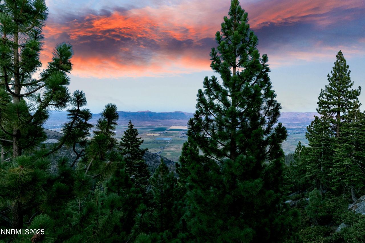 305 Galaxy Lane, Unit #3, Stateline, NV 89449 Photo