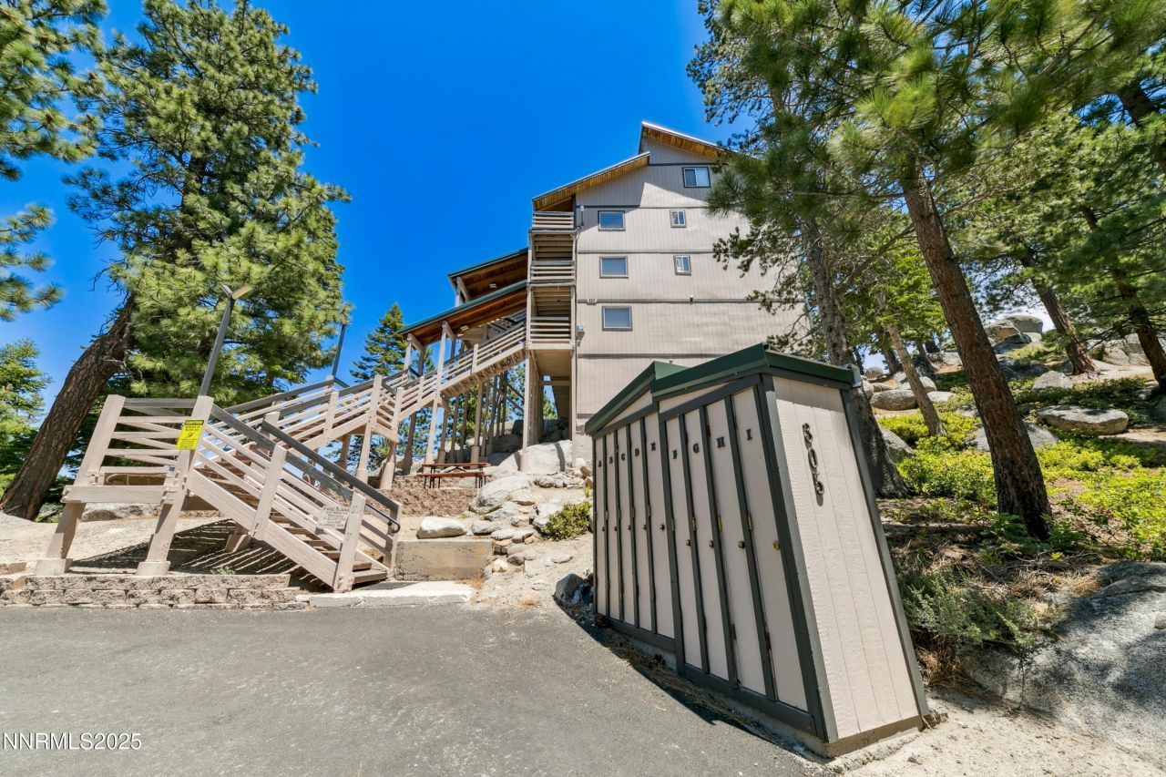 305 Galaxy Lane, Unit #3, Stateline, NV 89449 Photo