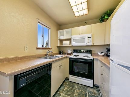 305 Galaxy Lane, Unit #3, Stateline, NV 89449 Photo