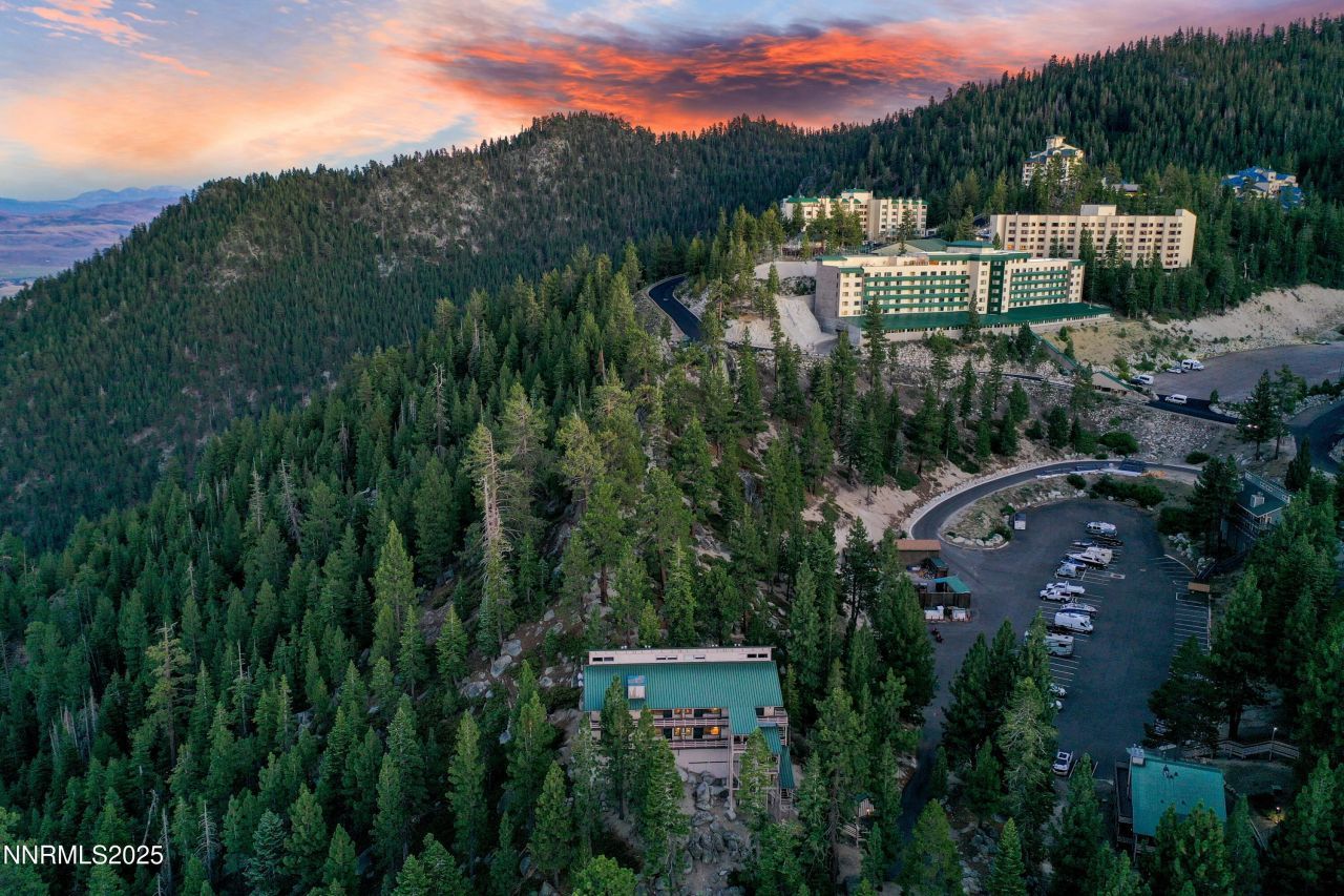 305 Galaxy Lane, Unit #3, Stateline, NV 89449 Photo