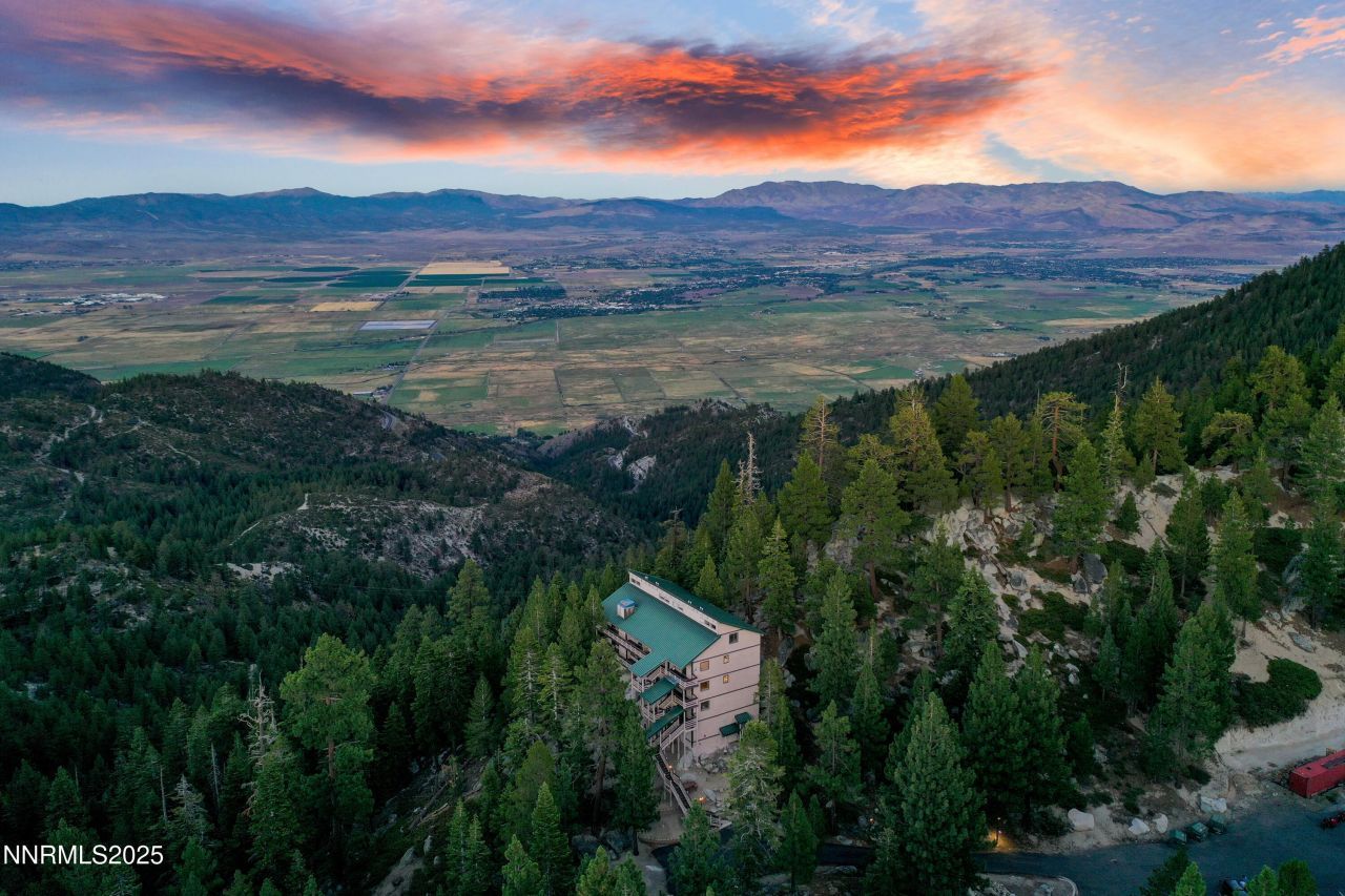 305 Galaxy Lane, Unit #3, Stateline, NV 89449 Photo