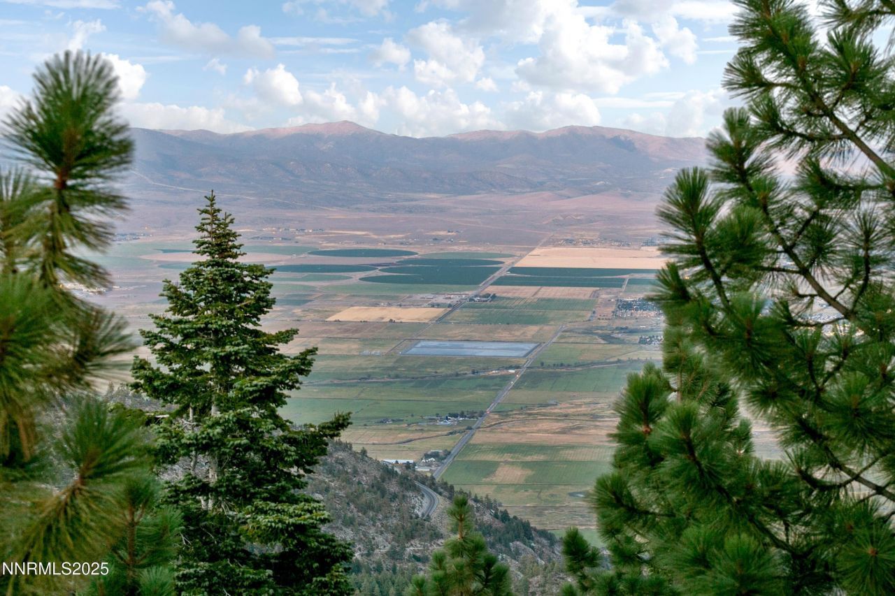 305 Galaxy Lane, Unit #3, Stateline, NV 89449 Photo