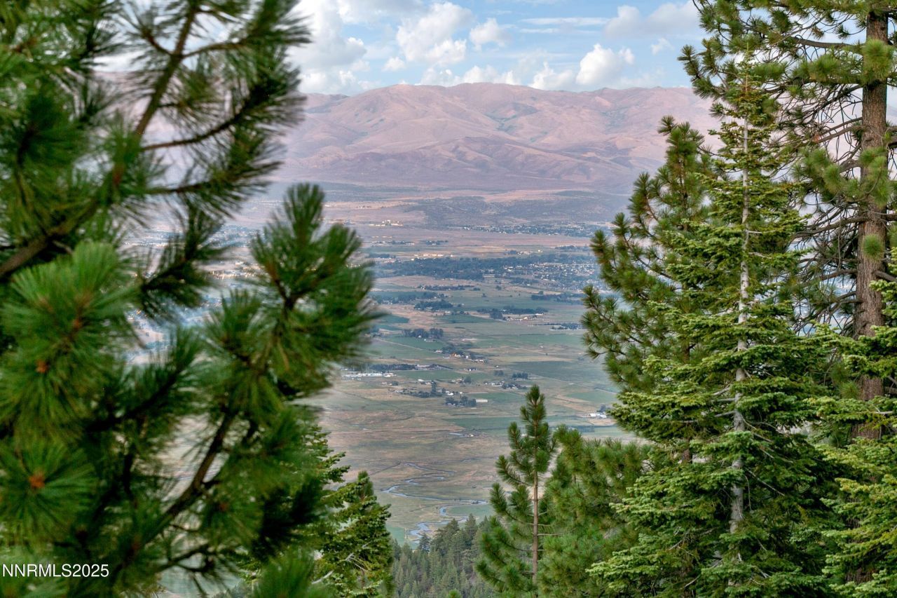 305 Galaxy Lane, Unit #3, Stateline, NV 89449 Photo