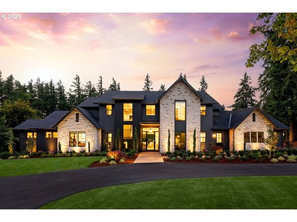 655 ROSEMONT RD, West Linn, OR 97068