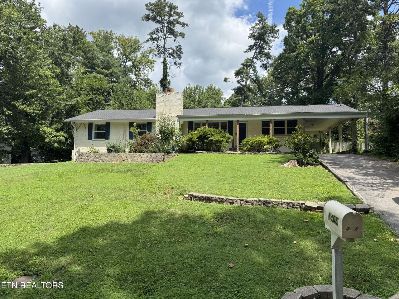 1405 Woodcrest Drive, Knoxville, TN 37918 Main Photo