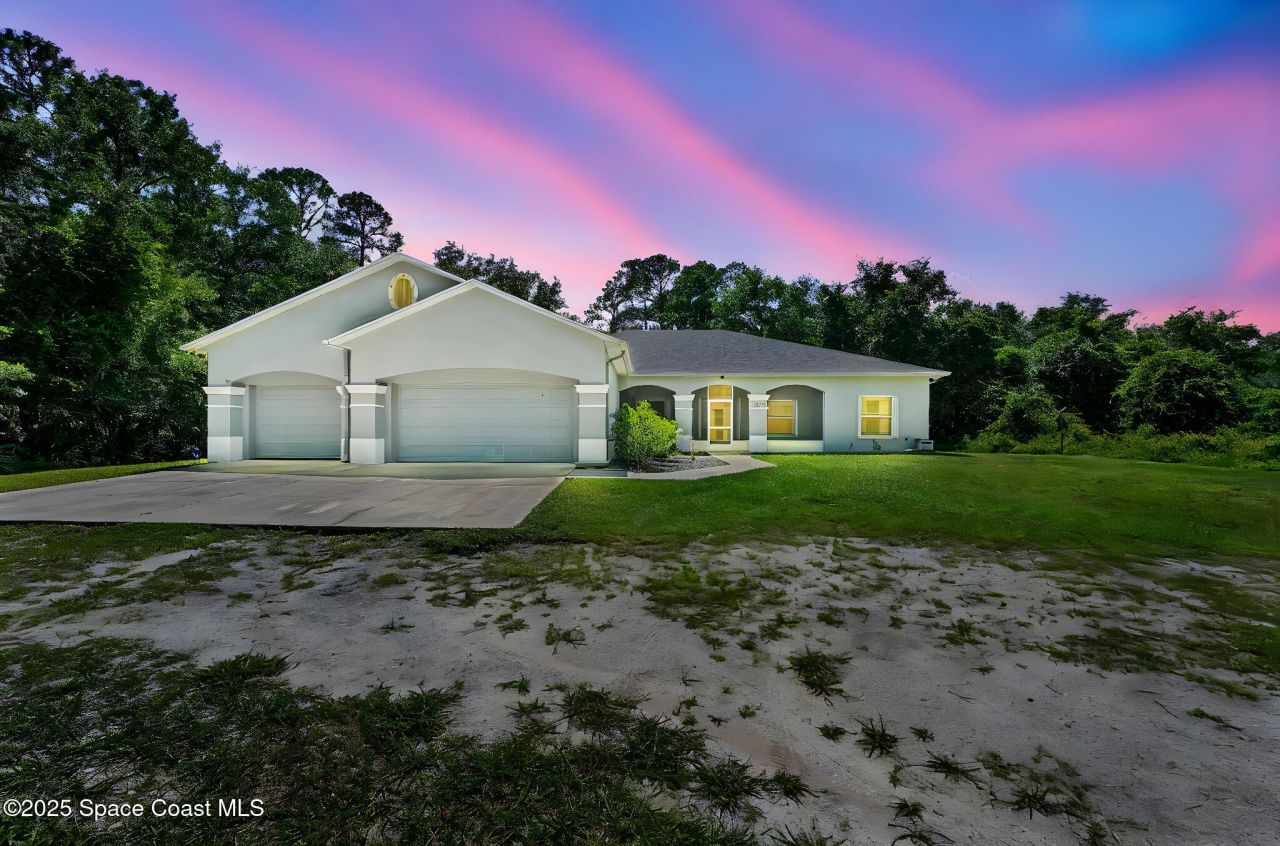 5680 Seminole Street, Mims, FL 32754 Photo