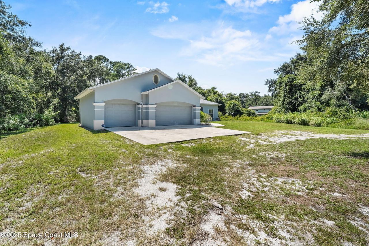 5680 Seminole Street, Mims, FL 32754 Photo