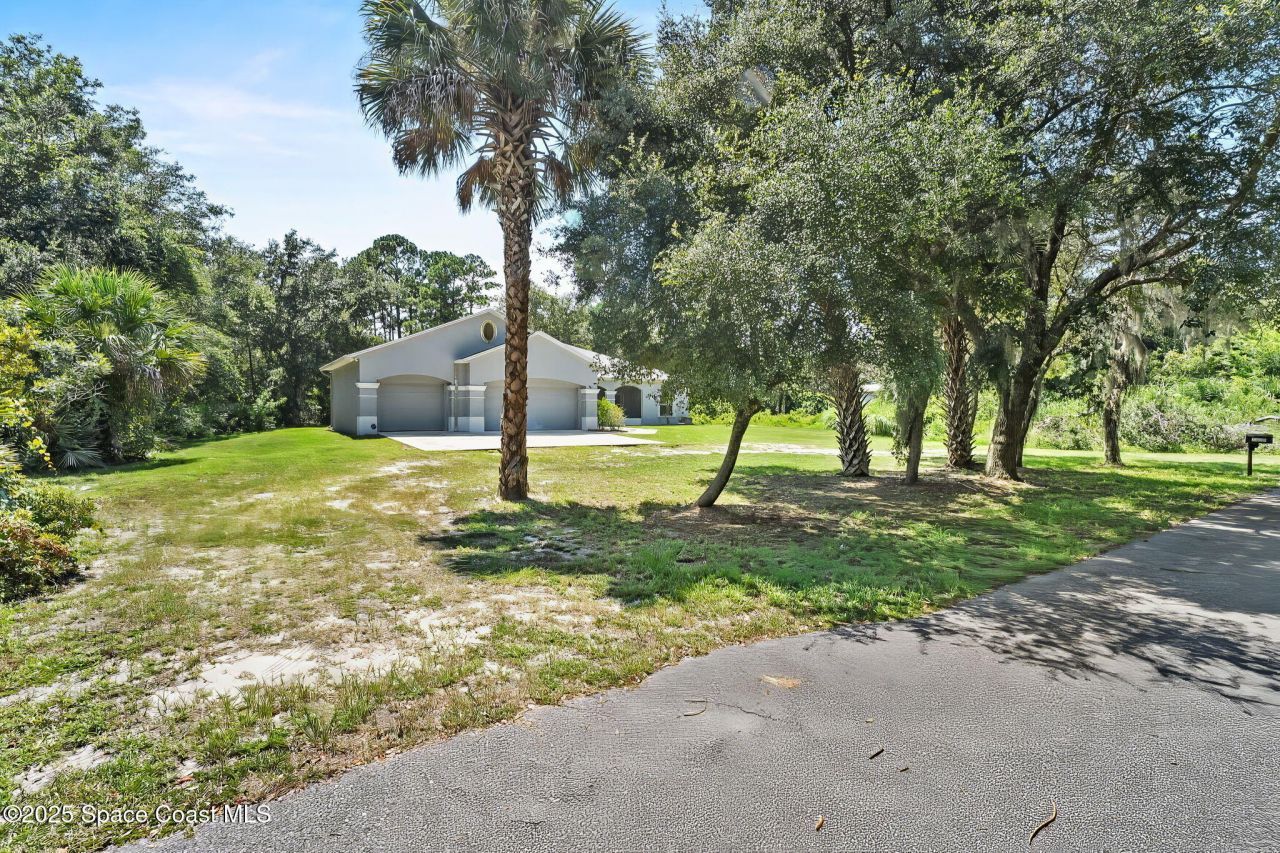 5680 Seminole Street, Mims, FL 32754 Photo