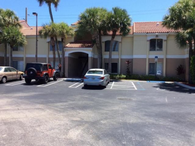 815 W Boynton Beach Boulevard, Unit 8-105, Boynton Beach, FL 33426 Photo