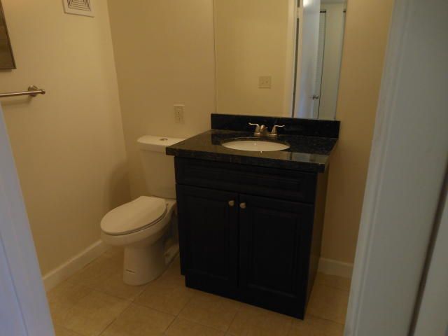 815 W Boynton Beach Boulevard, Unit 8-105, Boynton Beach, FL 33426 Photo