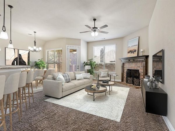 613 Ravenwood Drive, Saginaw, TX 76179