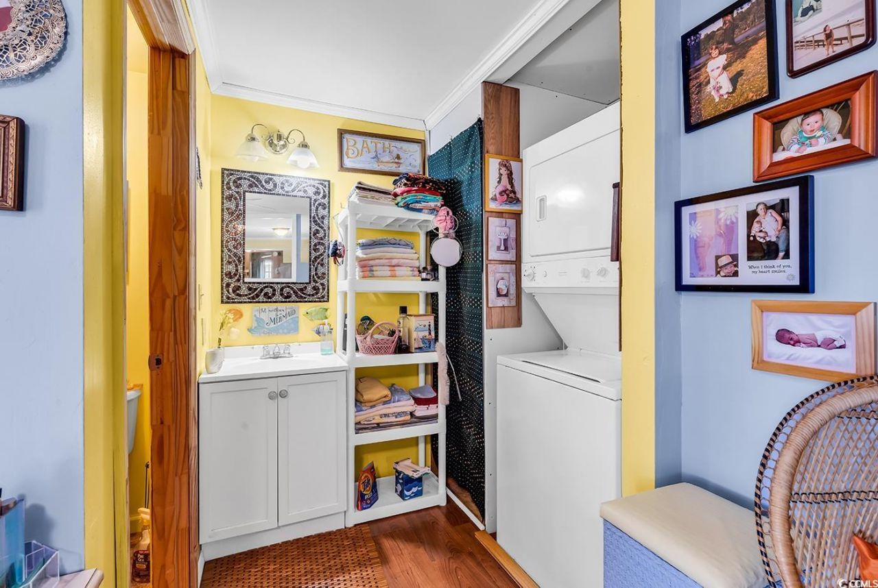 155 Ridgeway Loop Photo 11