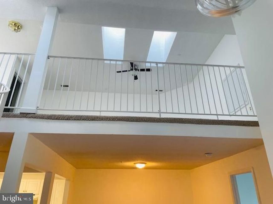 10010 Vanderbilt Circle, Unit 11-9, Rockville, MD 20850 Main Photo