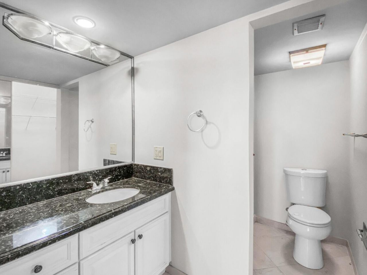 3520 Whitehall Drive, Unit 203, West Palm Beach, FL 33401 Photo