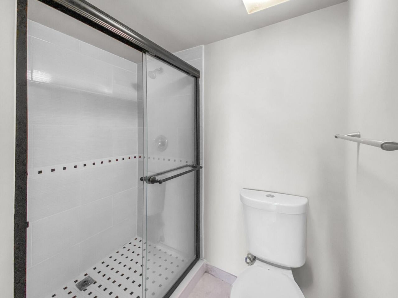 3520 Whitehall Drive, Unit 203, West Palm Beach, FL 33401 Photo