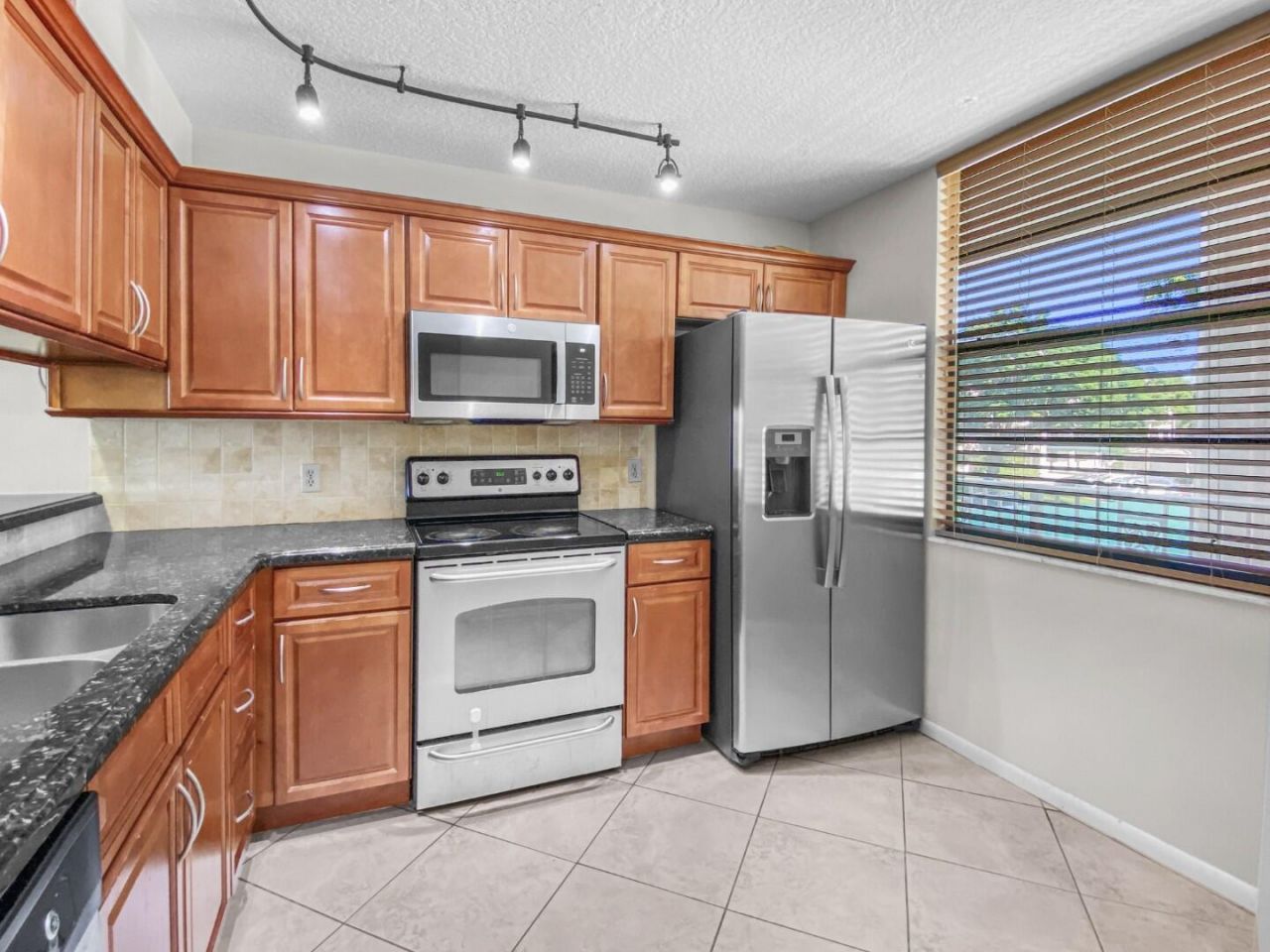 3520 Whitehall Drive, Unit 203, West Palm Beach, FL 33401 Photo