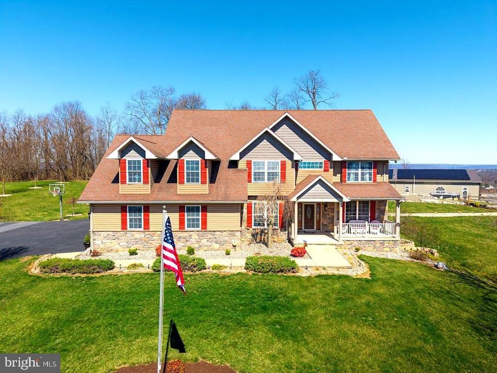 7736 CHAMBERS HILL ROAD, HARRISBURG, PA 17111