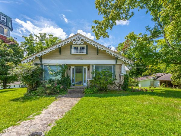 9514 E Brainerd Road, Chattanooga, TN 37421