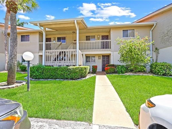 5705 Foxlake DR, Unit 4, NORTH FORT MYERS, FL 33917