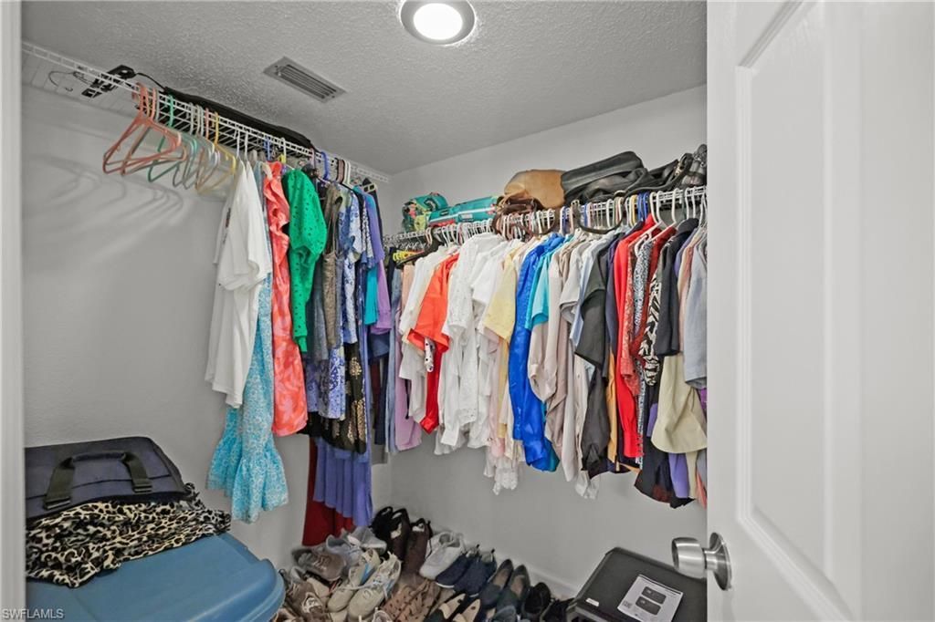 5705 Foxlake Dr, Unit 4, North Fort Myers, FL 33917 Photo