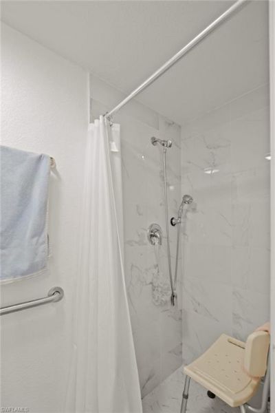 5705 Foxlake Dr, Unit 4, North Fort Myers, FL 33917 Photo