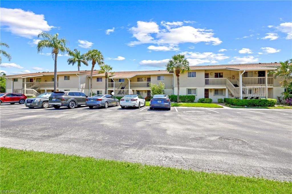 5705 Foxlake Dr, Unit 4, North Fort Myers, FL 33917 Photo