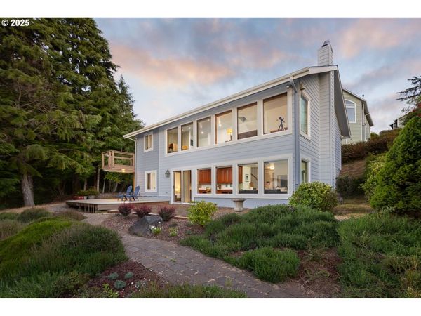 7700 SIMMONS RD, Pacific City, OR 97135