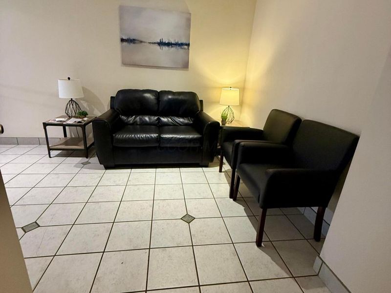 1170 Old Henderson Road, Unit 220, Columbus, OH 43220 Photo 6