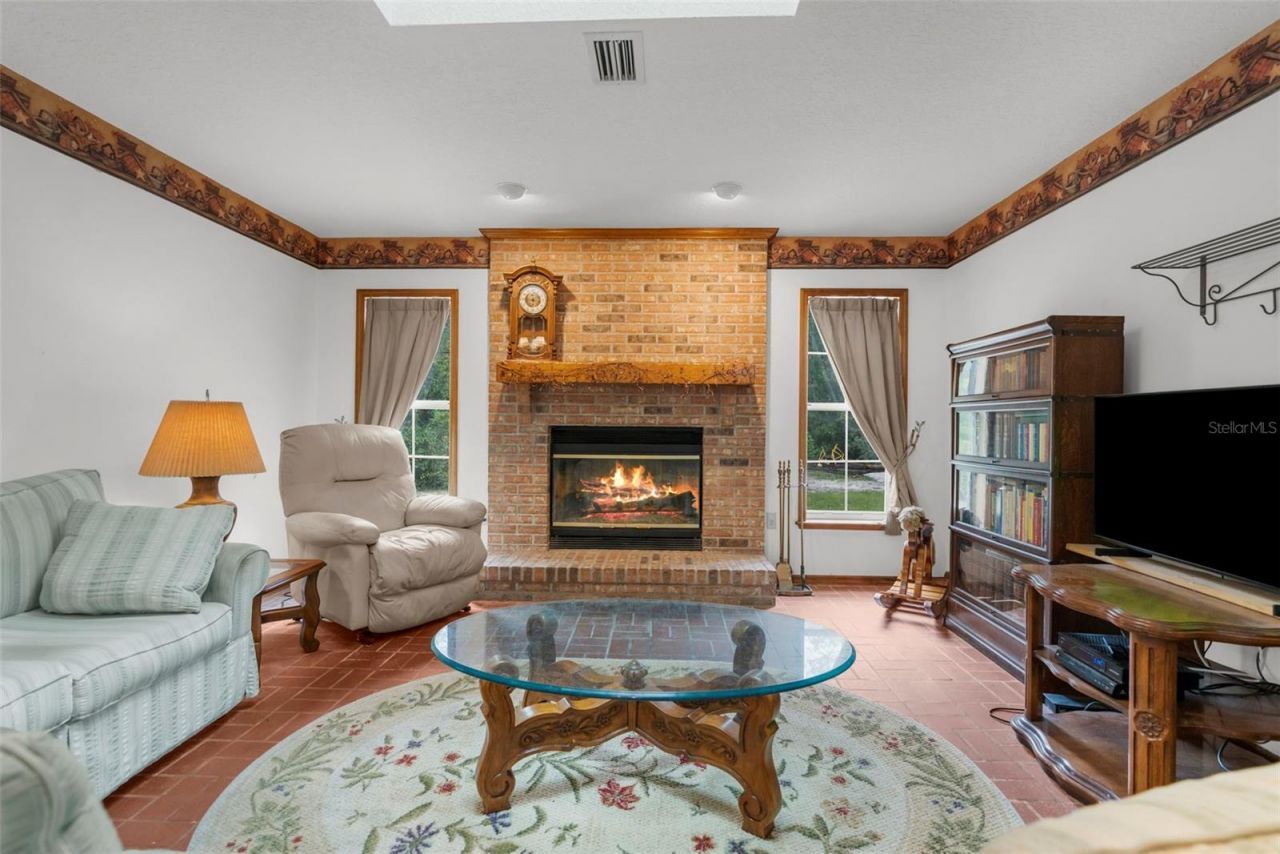 17155 Dalberg Drive, Spring Hill, FL 34610 Photo